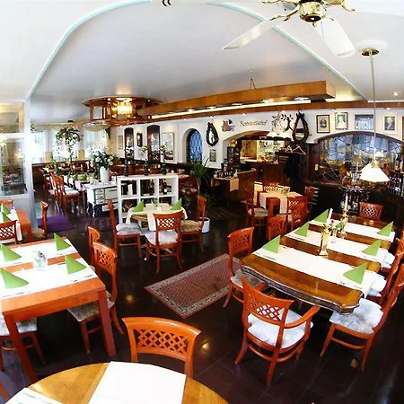 Szálloda Hotel-restaurant Barbarossahof 4*