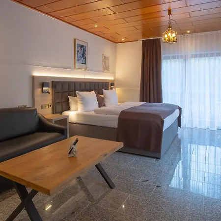 Hotel-restaurant Barbarossahof Szálloda