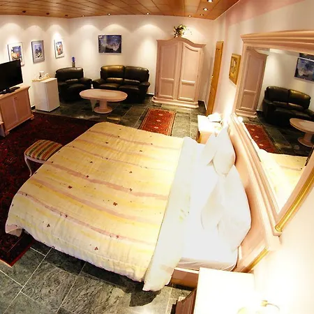 Hotel-restaurant Barbarossahof 4*