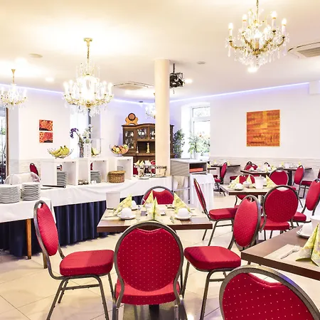 Szálloda Hotel-restaurant Barbarossahof