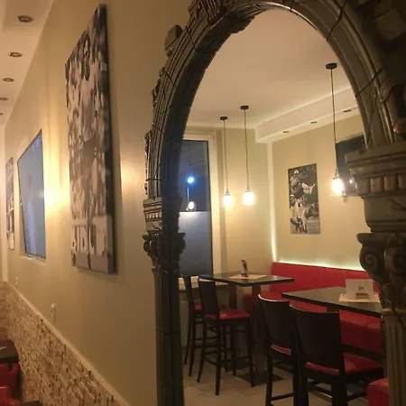 Hotel Hotel-restaurant Barbarossahof 4*