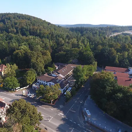 Hotel-restaurant Barbarossahof 4* Kaiserslautern