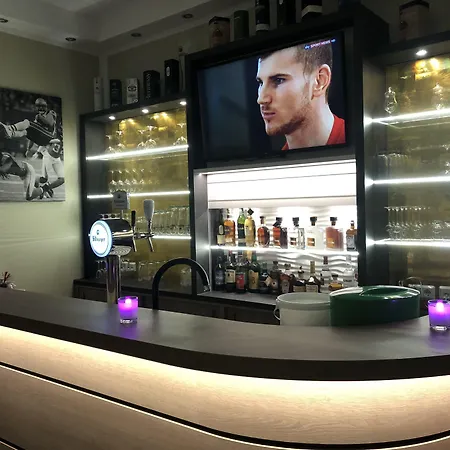 ومطعم بارباروساهوف كايزرسلاوترن