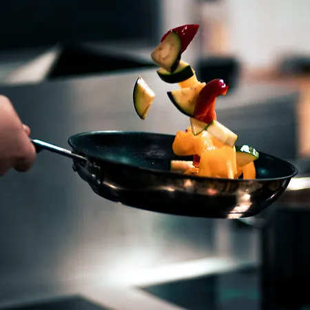 ومطعم بارباروساهوف 4*