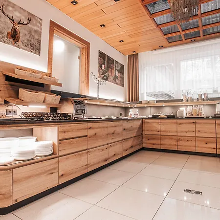 ومطعم بارباروساهوف فندق