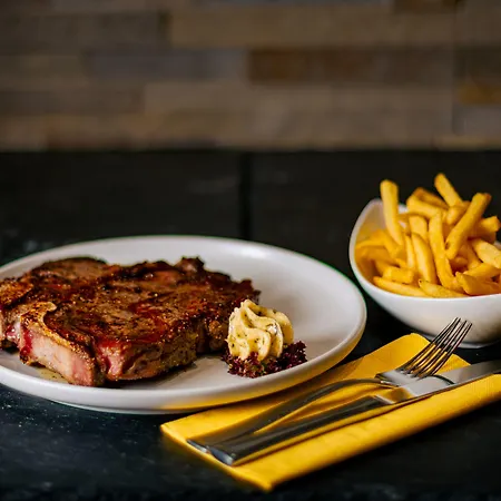 Hotel Hotel-restaurant Barbarossahof 4*