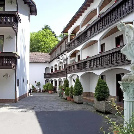 Szálloda Hotel-restaurant Barbarossahof 4*