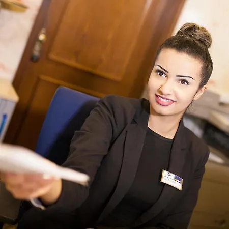 ومطعم بارباروساهوف 4* كايزرسلاوترن