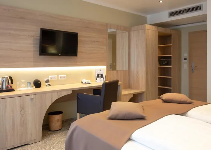 Hotel Hotel-restaurant Barbarossahof 4*