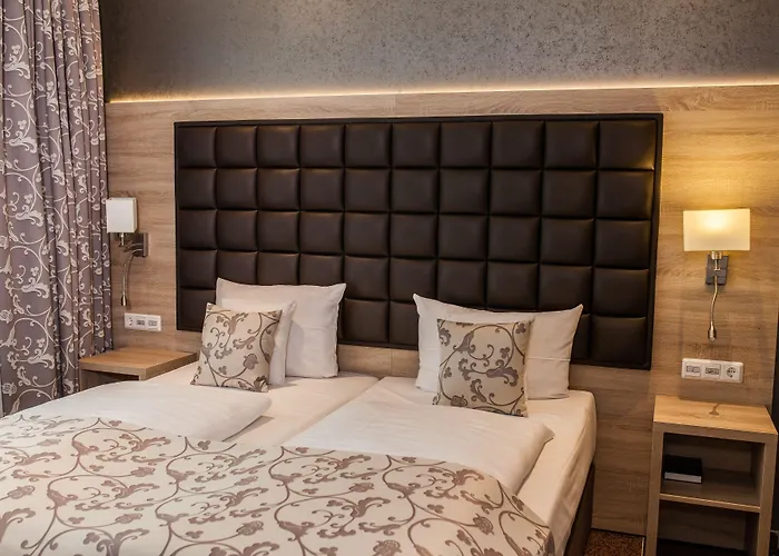 Hotel-restaurant Barbarossahof 4*