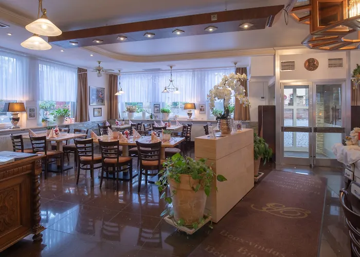 Hotel Hotel-restaurant Barbarossahof 4*